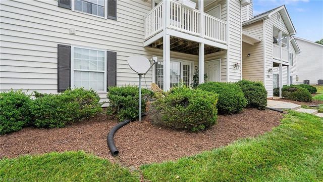 7121 W Friendly Avenue A, Greensboro, NC 27410