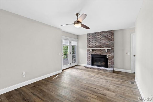 4974 Brookton Way, St Louis, MO 63128
