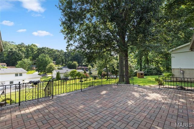 4974 Brookton Way, St Louis, MO 63128