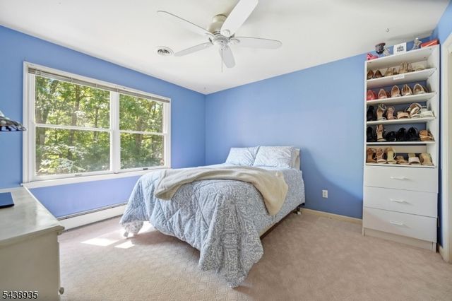 50 Ponderosa Pl, West Milford Twp., NJ 07421