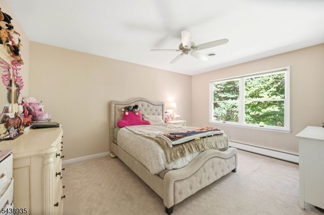 50 Ponderosa Pl, West Milford Twp., NJ 07421