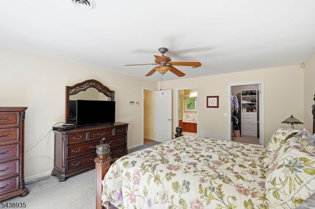 50 Ponderosa Pl, West Milford Twp., NJ 07421