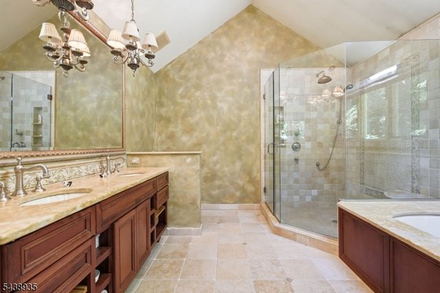 50 Ponderosa Pl, West Milford Twp., NJ 07421