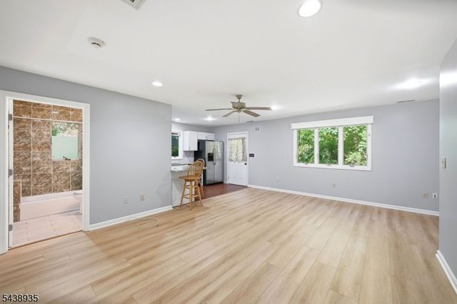 50 Ponderosa Pl, West Milford Twp., NJ 07421