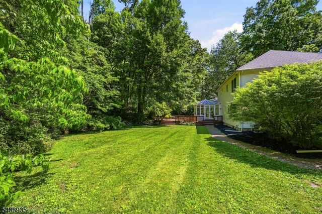 50 Ponderosa Pl, West Milford Twp., NJ 07421