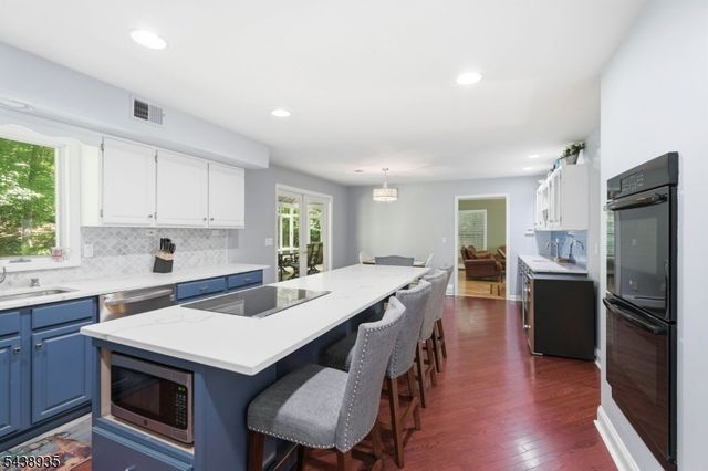 50 Ponderosa Pl, West Milford Twp., NJ 07421