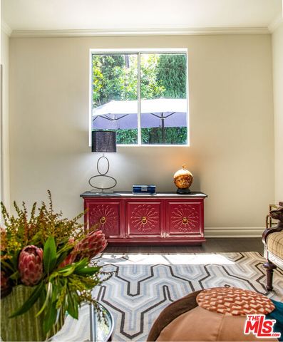 1865 Talmadge Street, Los Angeles, CA 90027