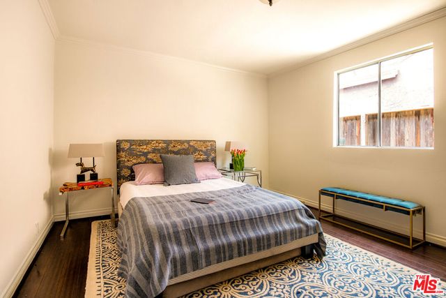 1865 Talmadge Street, Los Angeles, CA 90027