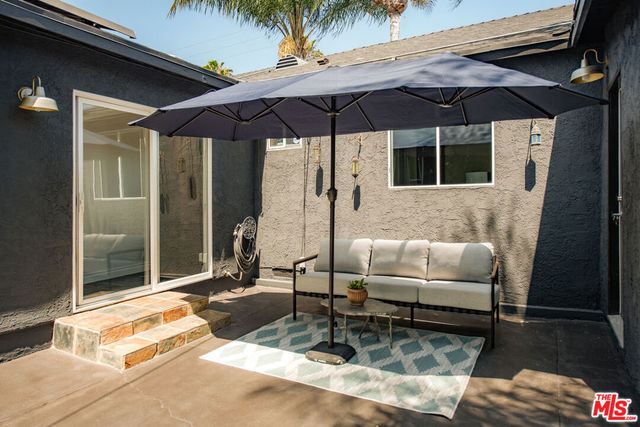 1865 Talmadge Street, Los Angeles, CA 90027