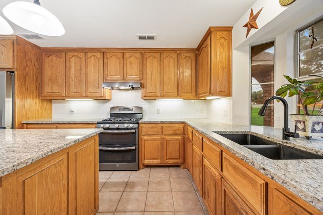 10052 Helms Trail, Forney, TX 75126