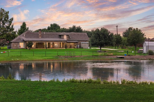 10052 Helms Trail, Forney, TX 75126