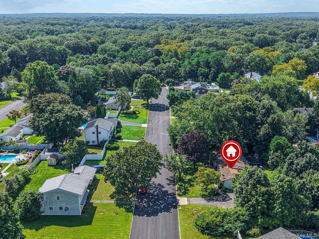 30 Ashland Street, Mount Sinai, NY 11766 — photo 5