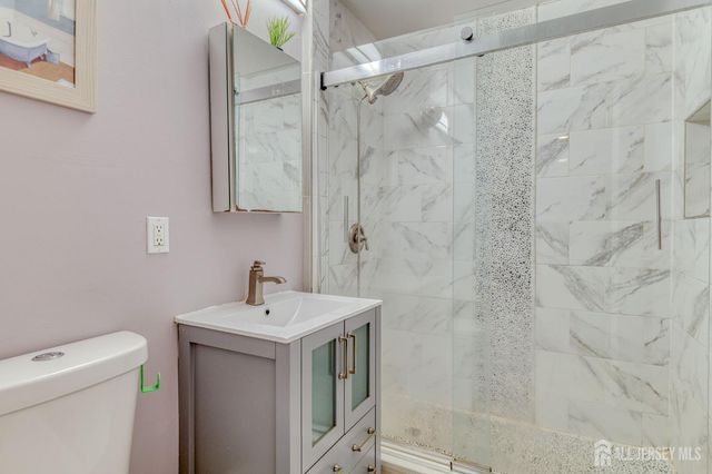 30 Clara Drive, Piscataway, NJ 08854