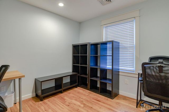 30 Clara Drive, Piscataway, NJ 08854