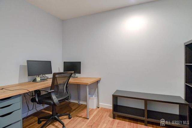 30 Clara Drive, Piscataway, NJ 08854