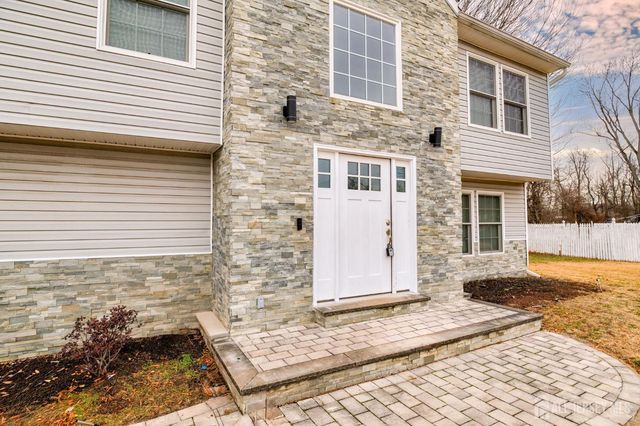 30 Clara Drive, Piscataway, NJ 08854