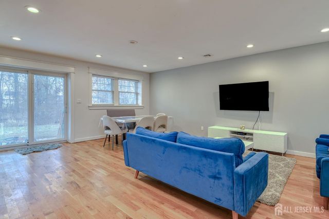 30 Clara Drive, Piscataway, NJ 08854