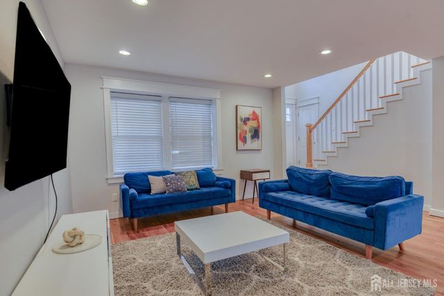 30 Clara Drive, Piscataway, NJ 08854