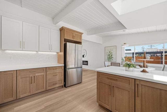 2053 Harding Avenue, San Mateo, CA 94403