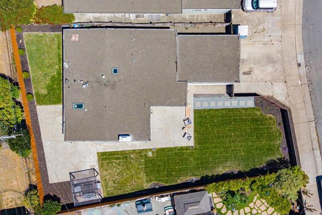 2053 Harding Avenue, San Mateo, CA 94403