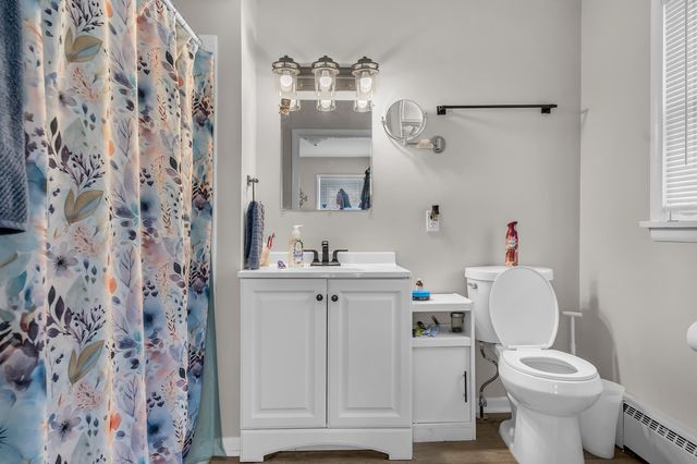182 W North Street, Crown Point, IN 46307