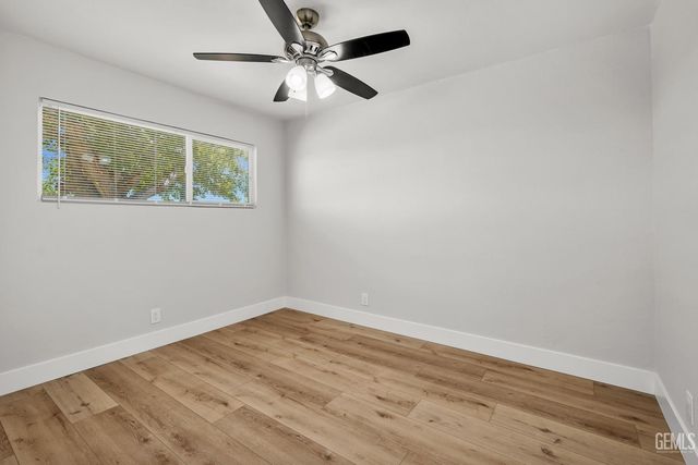 6617 Dorva Avenue, Bakersfield, CA 93306