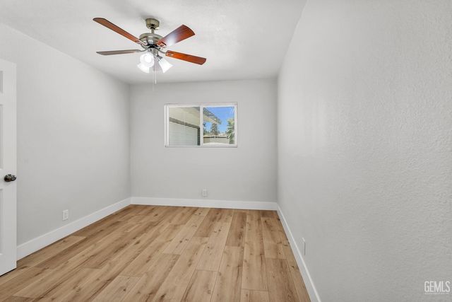 6617 Dorva Avenue, Bakersfield, CA 93306