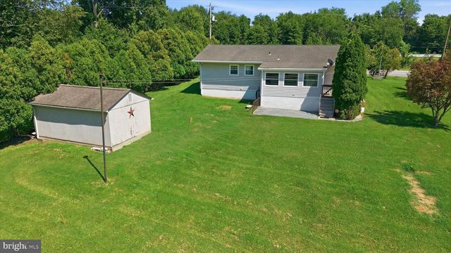 1113 S DUPONT HWY, New Castle, DE 19720