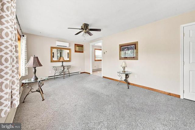 1113 S DUPONT HWY, New Castle, DE 19720