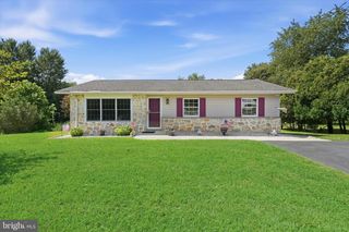 1113 S DUPONT HWY, New Castle, DE 19720