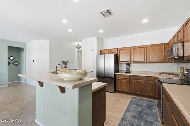 10746 E LAZY DOC Court, Gold Canyon, AZ 85118