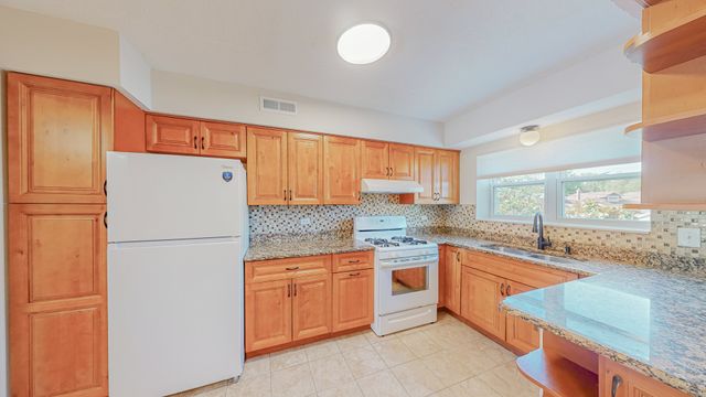 4750 N ELSTON Avenue 201D, Chicago, IL 60630