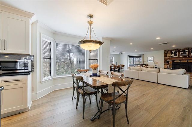 2316 Mountain Crest Place, Gainesville, GA 30501