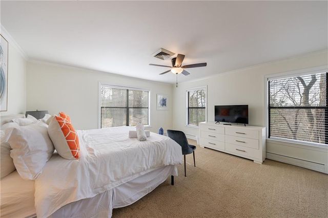 2316 Mountain Crest Place, Gainesville, GA 30501