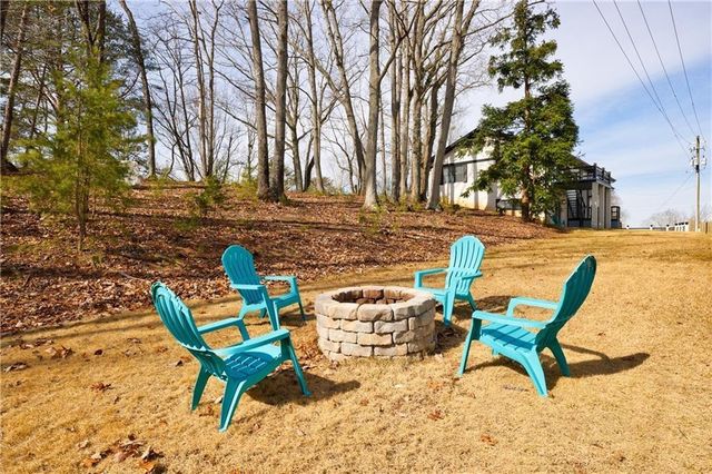 2316 Mountain Crest Place, Gainesville, GA 30501