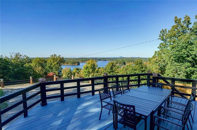 2316 Mountain Crest Place, Gainesville, GA 30501