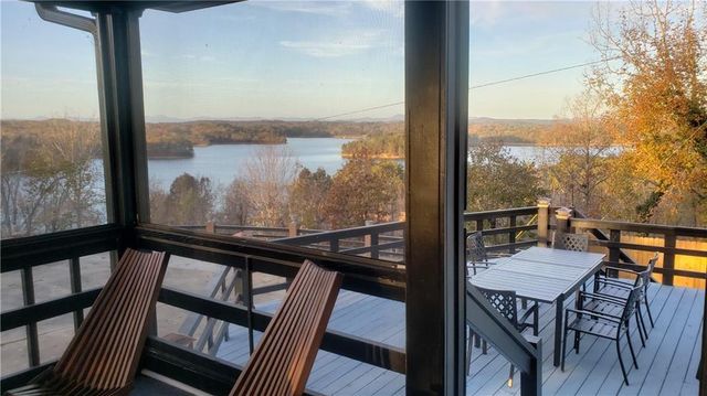 2316 Mountain Crest Place, Gainesville, GA 30501