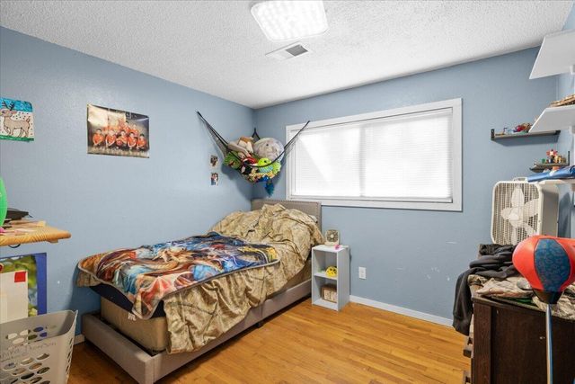 209 Corcoran Lane, Central Point, OR 97502