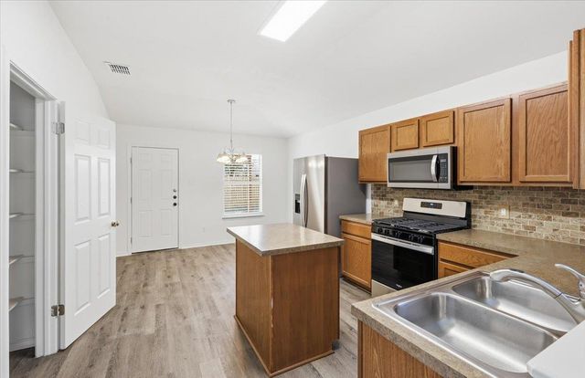 163 Keegans WAY, Kyle, TX 78640