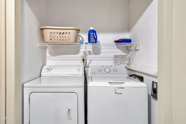 506 & 504 Pine Mountain Road, Pigeon Forge, TN 37863