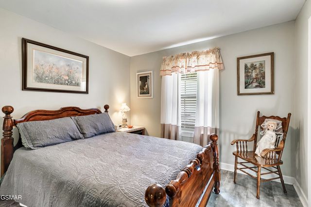 506 & 504 Pine Mountain Road, Pigeon Forge, TN 37863