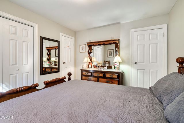 506 & 504 Pine Mountain Road, Pigeon Forge, TN 37863