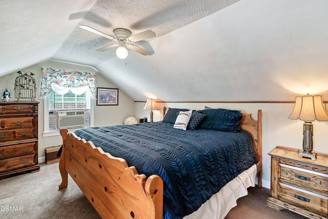 506 & 504 Pine Mountain Road, Pigeon Forge, TN 37863