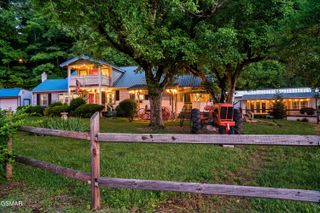 506 & 504 Pine Mountain Road, Pigeon Forge, TN 37863