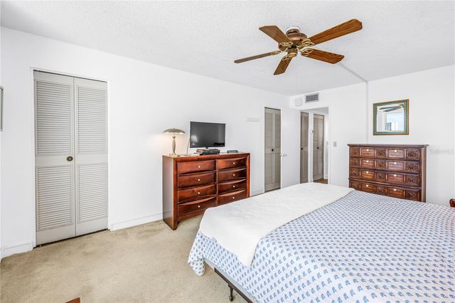 7401 BAY ISLAND DRIVE S 328, South Pasadena, FL 33707