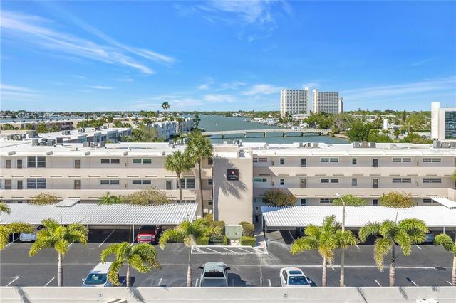 7401 BAY ISLAND DRIVE S 328, South Pasadena, FL 33707