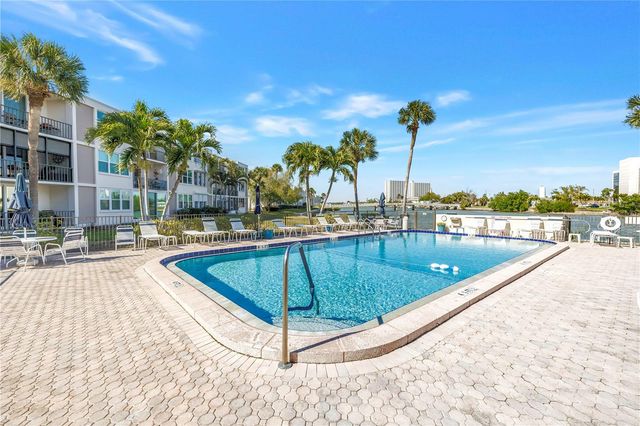 7401 BAY ISLAND DRIVE S 328, South Pasadena, FL 33707