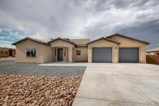 8009 MARIGOLD Drive NW, Albuquerque, NM 87120