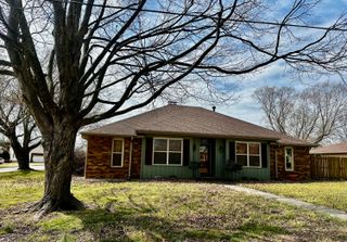 1062 E Evans Street, Springfield, MO 65810