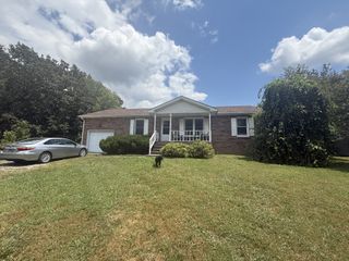 963 Hot Shot Dr, Clarksville, TN 37042